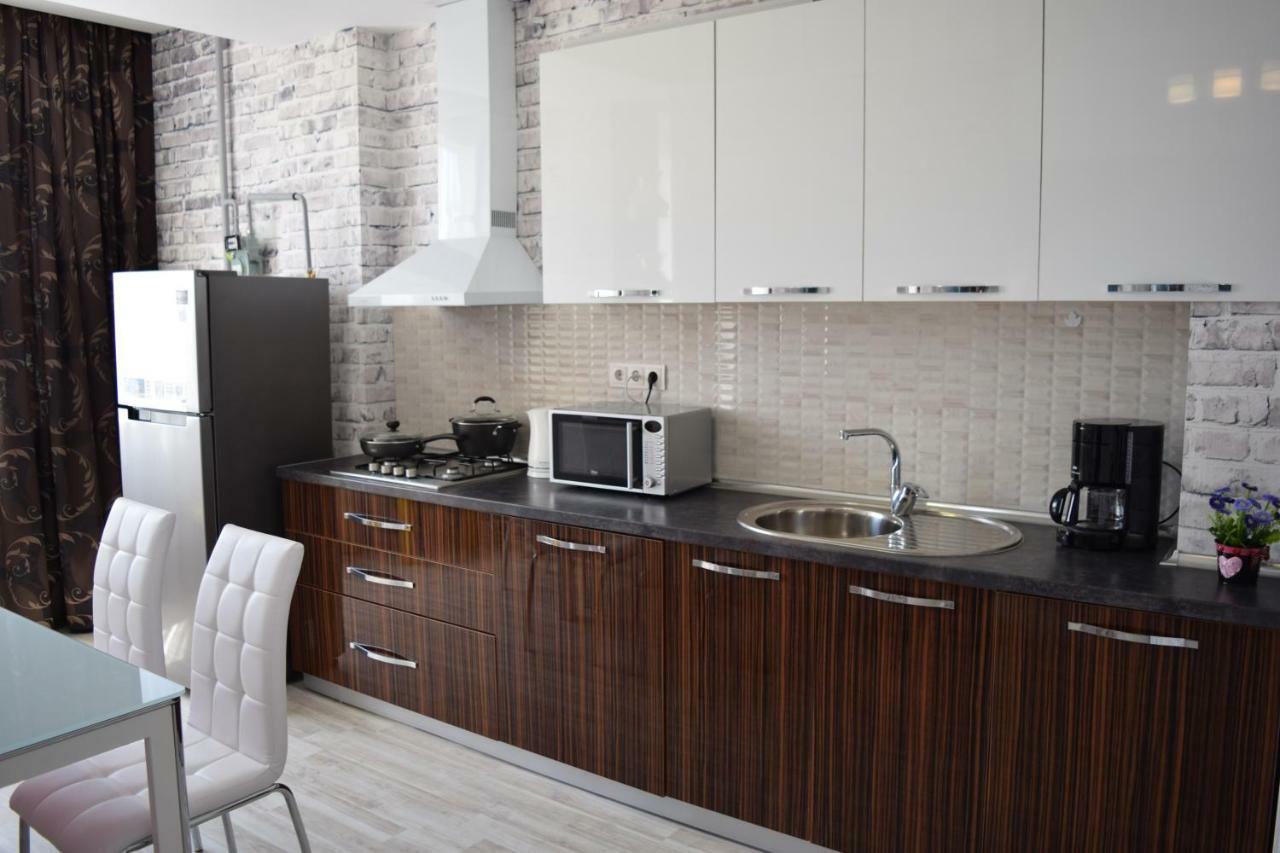 Apartment With Good View In The Center Bishkek Exterior photo